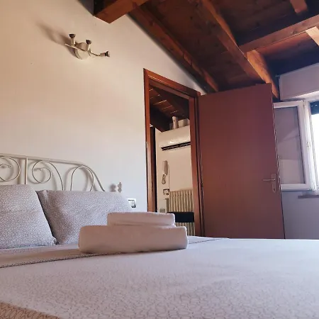 Apartamento Leonardo Da Vinci / Galeazzi *